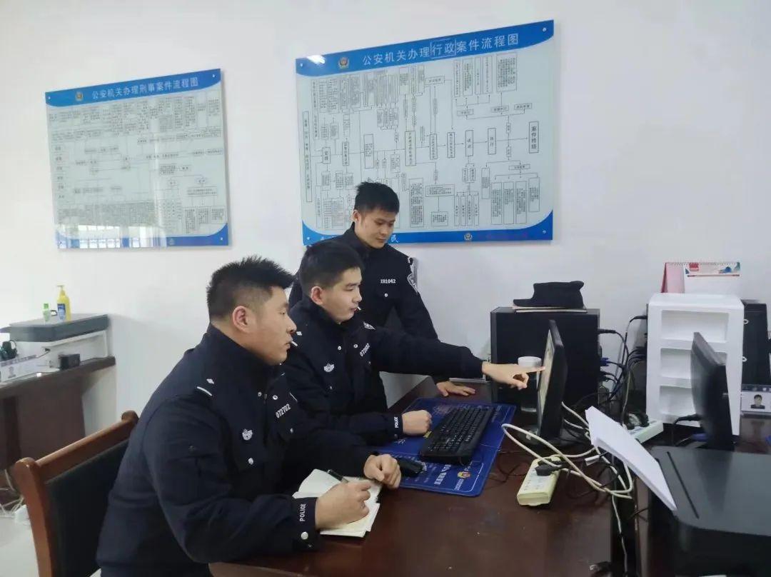 玩家必备教程微信小程序麻将软件挂-哔哩哔哩 