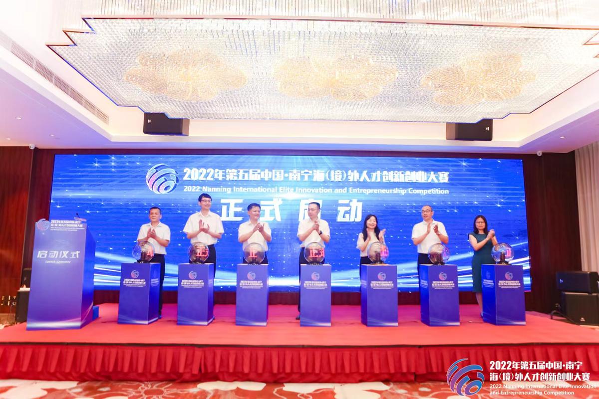 给大家科普一下！普通牌分析仪直播,推荐2个良心渠道