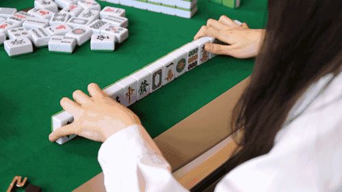 三分钟了解&quot;微信广东雀神麻将有什么办法赢”(确实是有挂)-哔哩哔哩