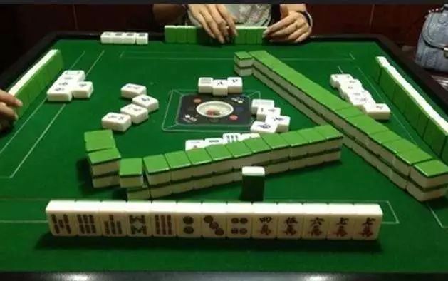 今日重大通报！微信里打麻将有什么技巧(好友约战老是输)
