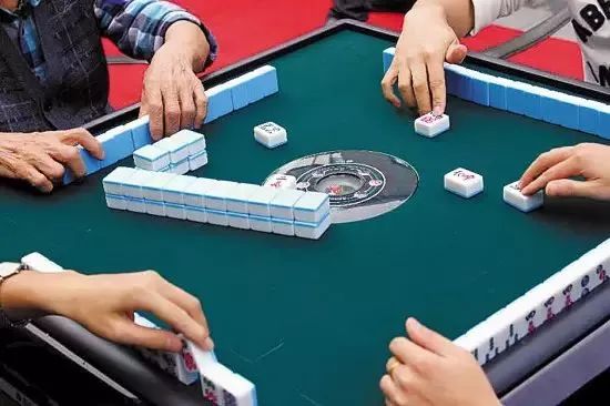黑料！皮球麻将来牌神器软件(有什么赢的技巧)